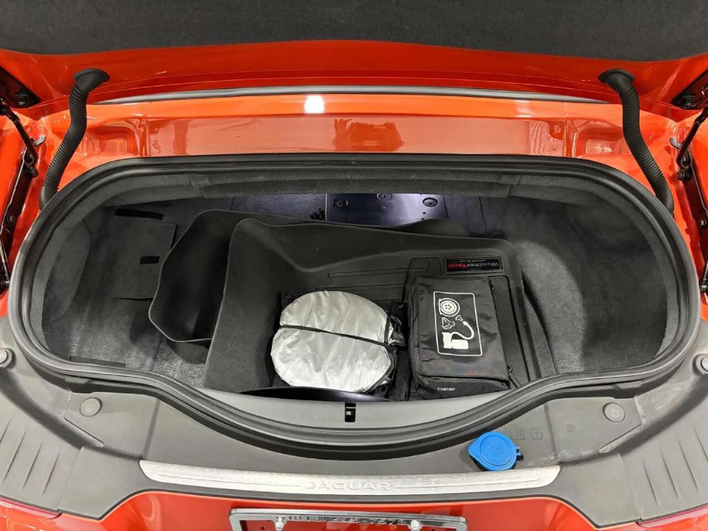 2014 Jaguar F-TYPE Image 42