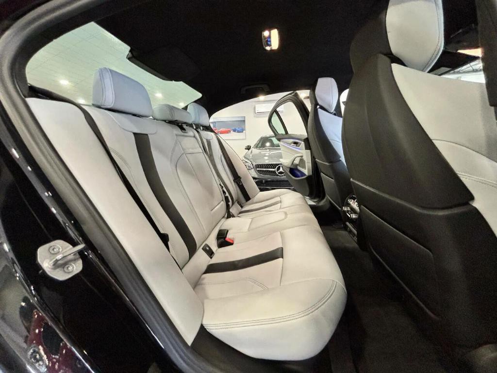 2023 BMW M5 Image 22