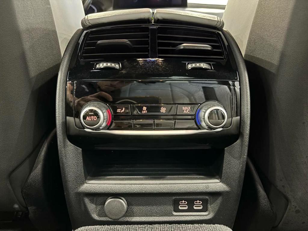 2023 BMW M5 Image 29