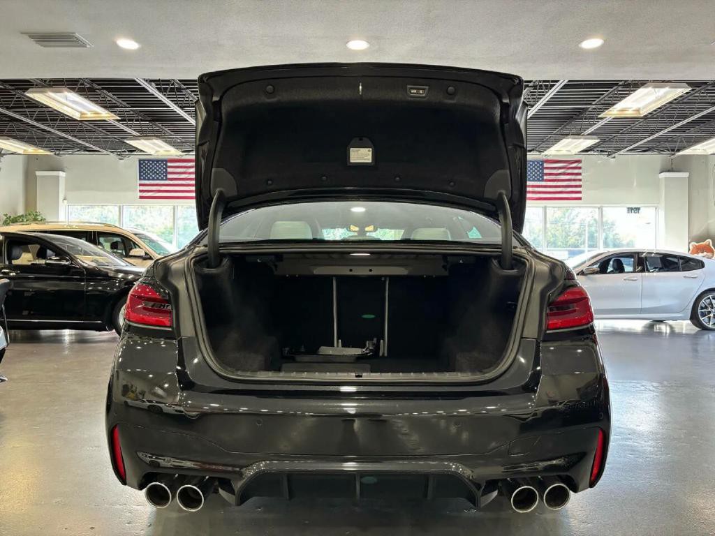 2023 BMW M5 Image 50