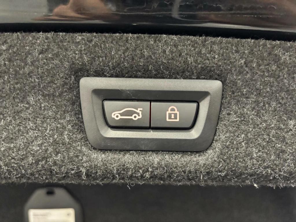 2023 BMW M5 Image 52