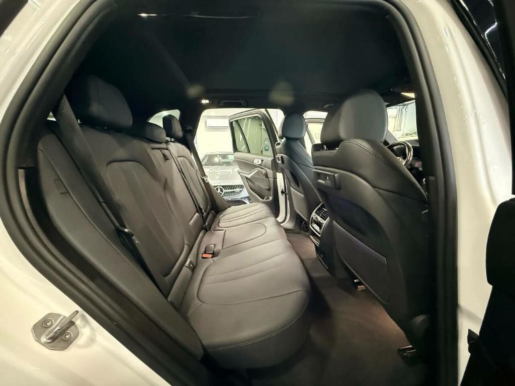 2020 BMW X5 Image 12