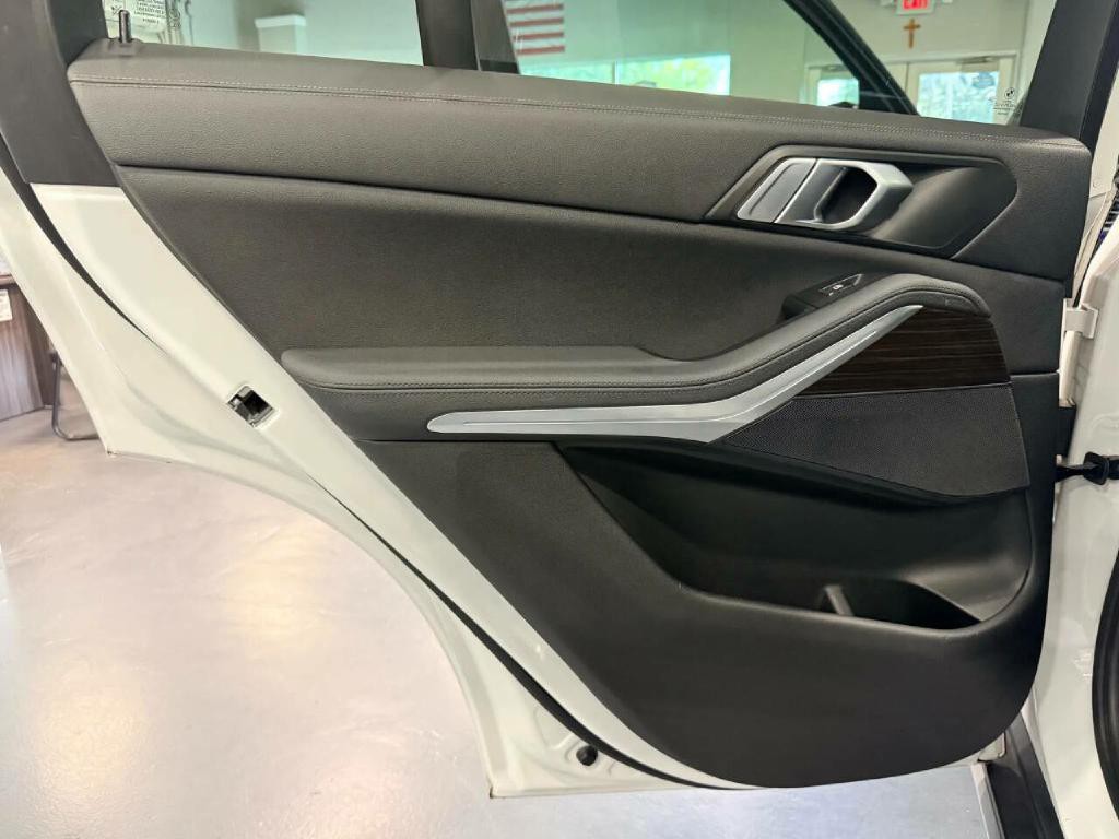 2020 BMW X5 Image 38