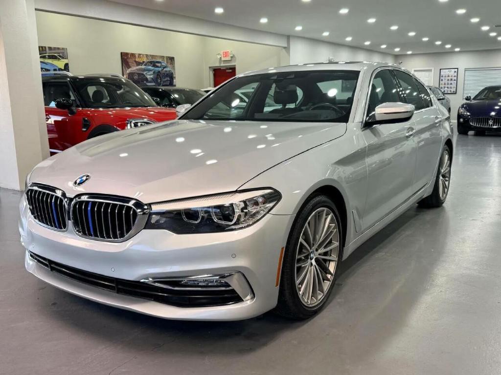 2018 BMW 5 Series Image 3