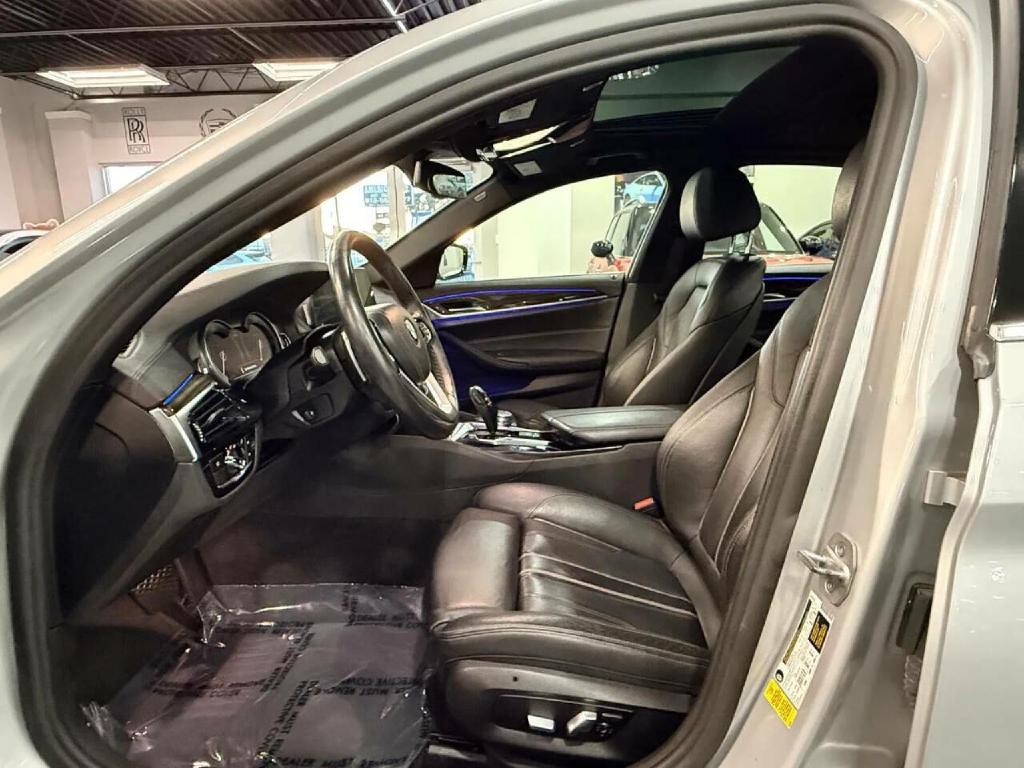 2018 BMW 5 Series Image 10