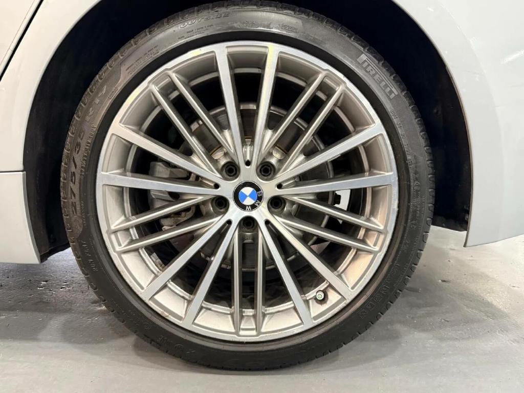 2018 BMW 5 Series Image 34