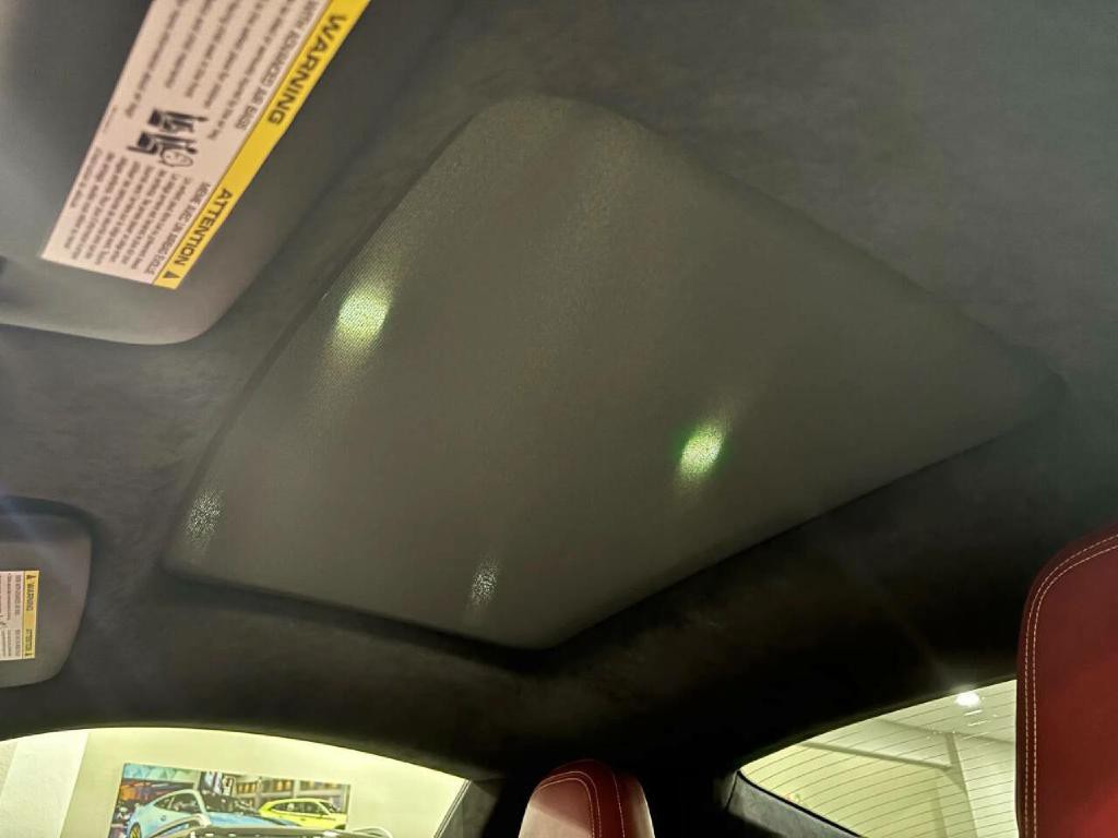 2021 Porsche 911 Image 14