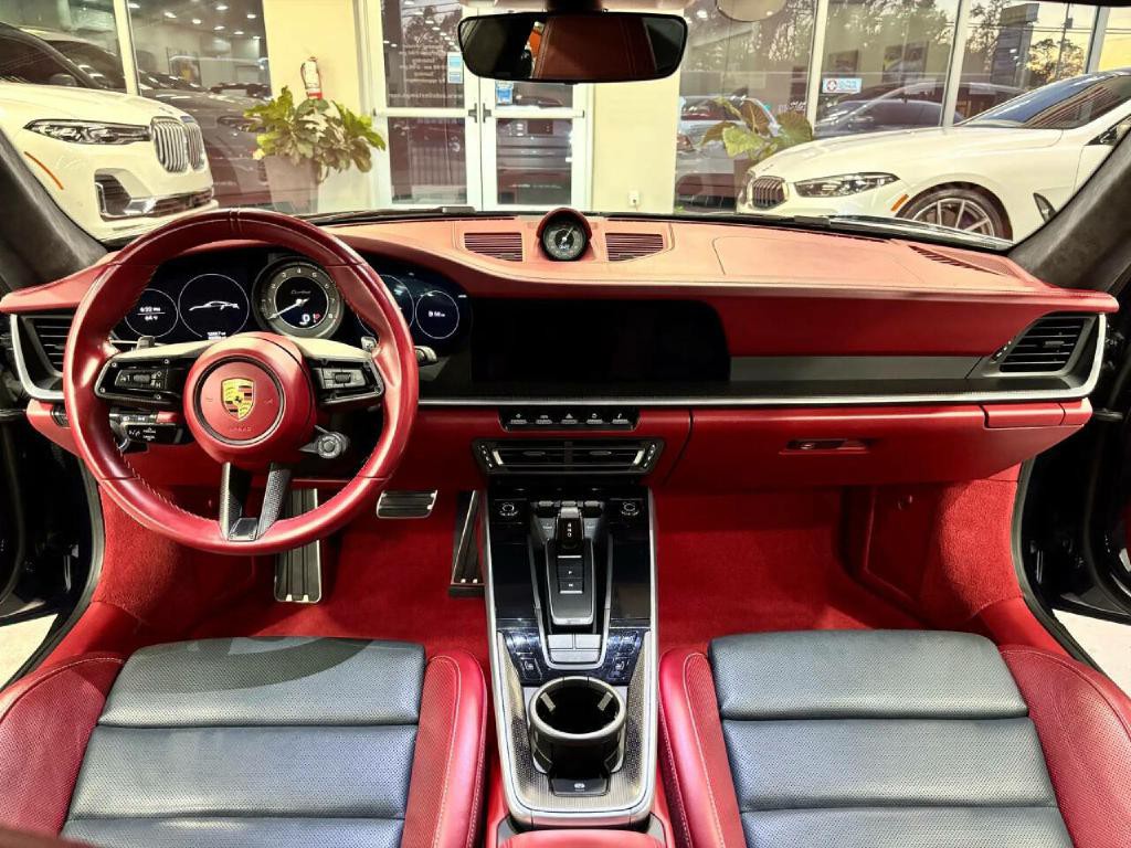 2021 Porsche 911 Image 27