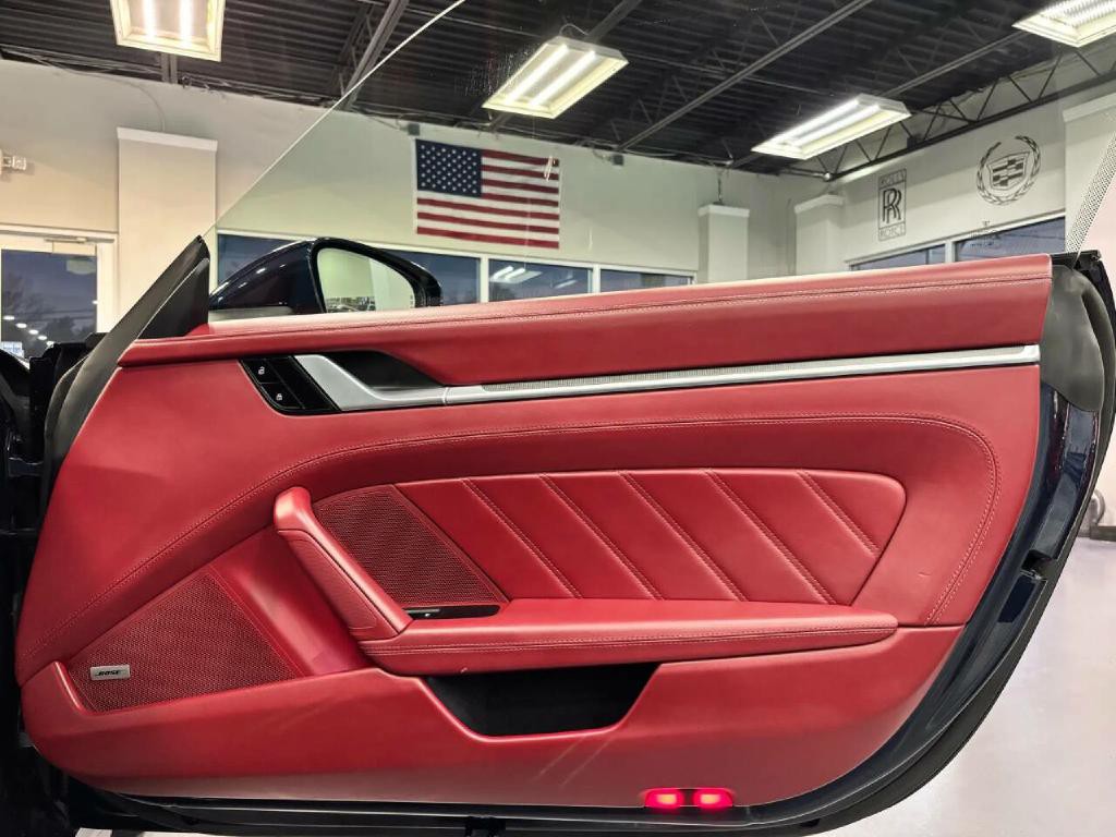 2021 Porsche 911 Image 45