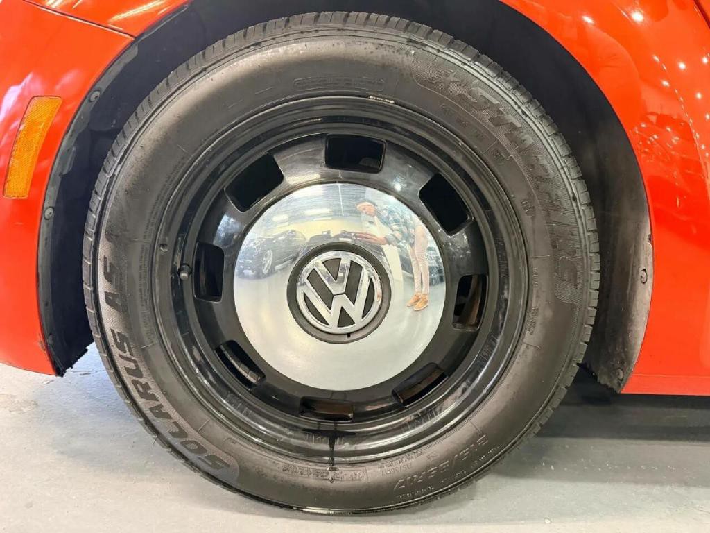 2016 Volkswagen Beetle Image 37