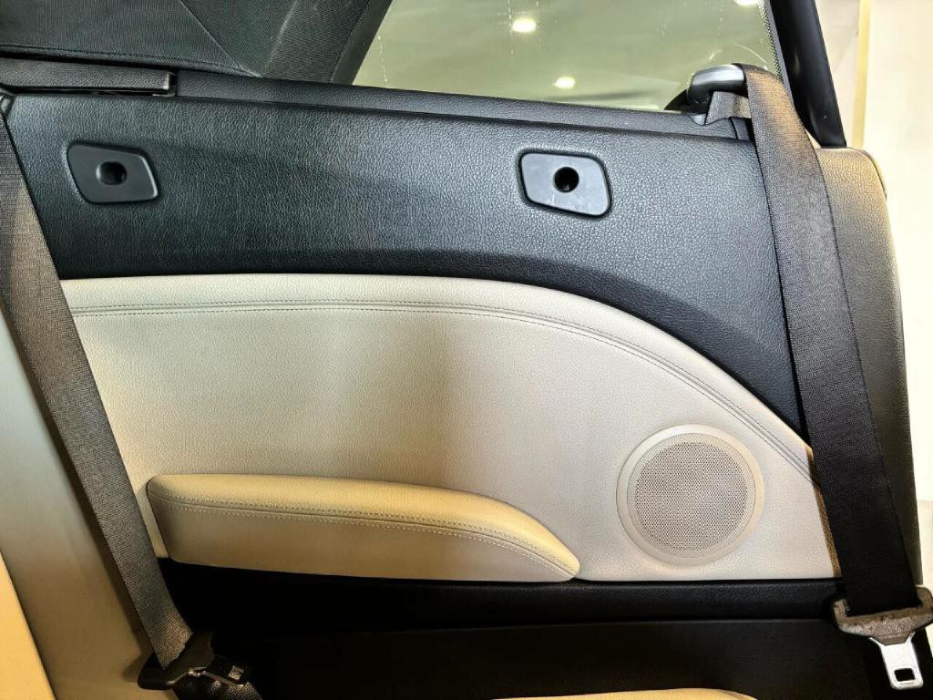 2016 BMW 2 Series Image 32