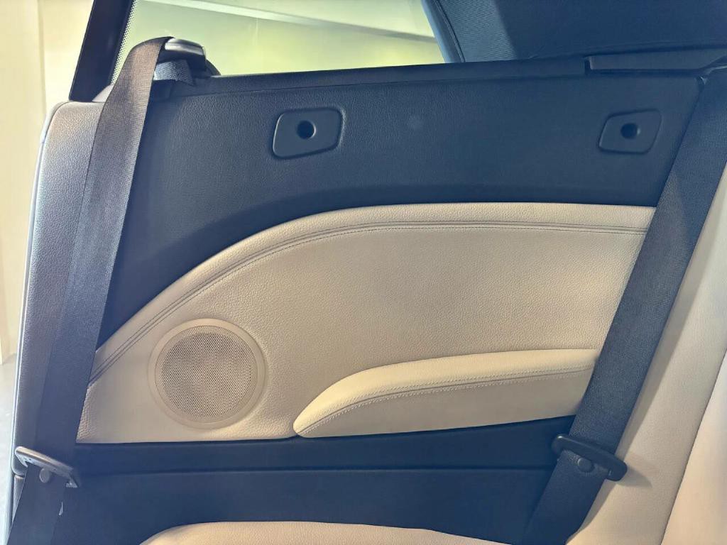 2016 BMW 2 Series Image 33