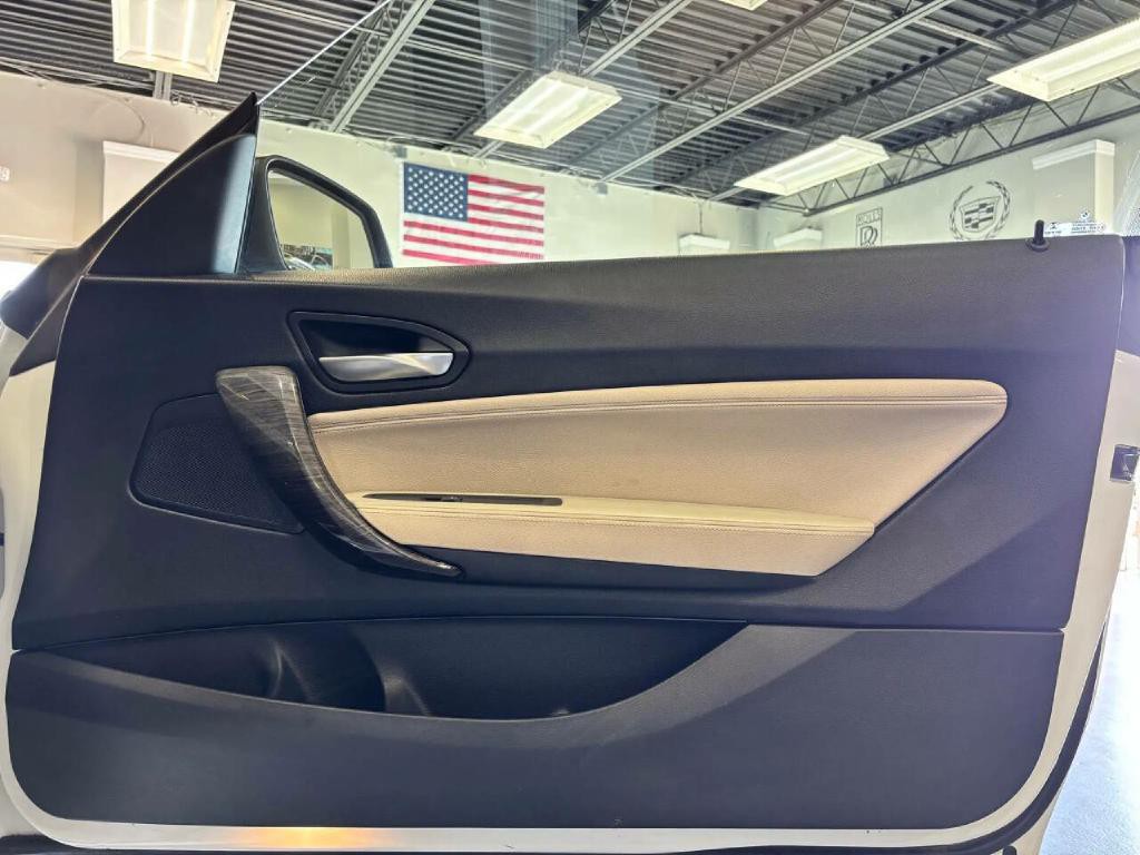 2016 BMW 2 Series Image 34