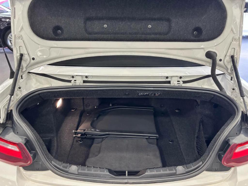 2016 BMW 2 Series Image 36