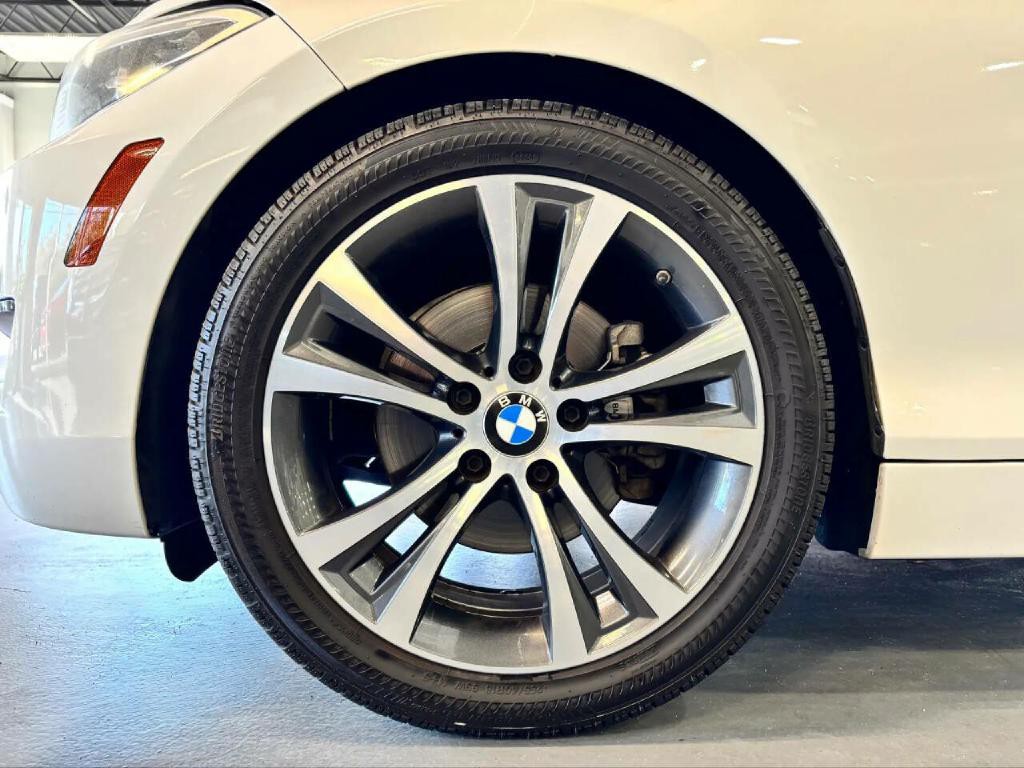 2016 BMW 2 Series Image 47