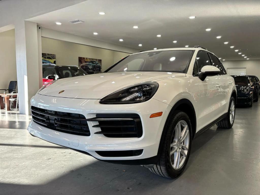 2019 Porsche Cayenne Image 3