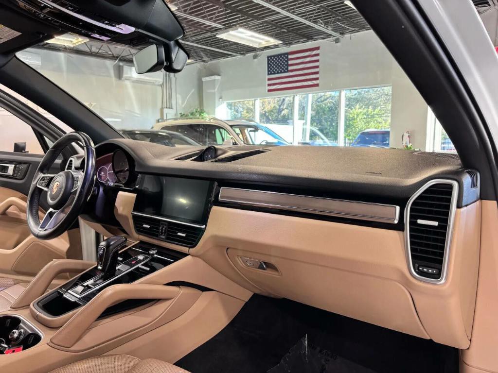 2019 Porsche Cayenne Image 11