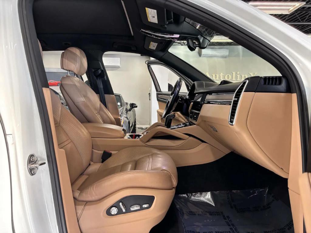 2019 Porsche Cayenne Image 21