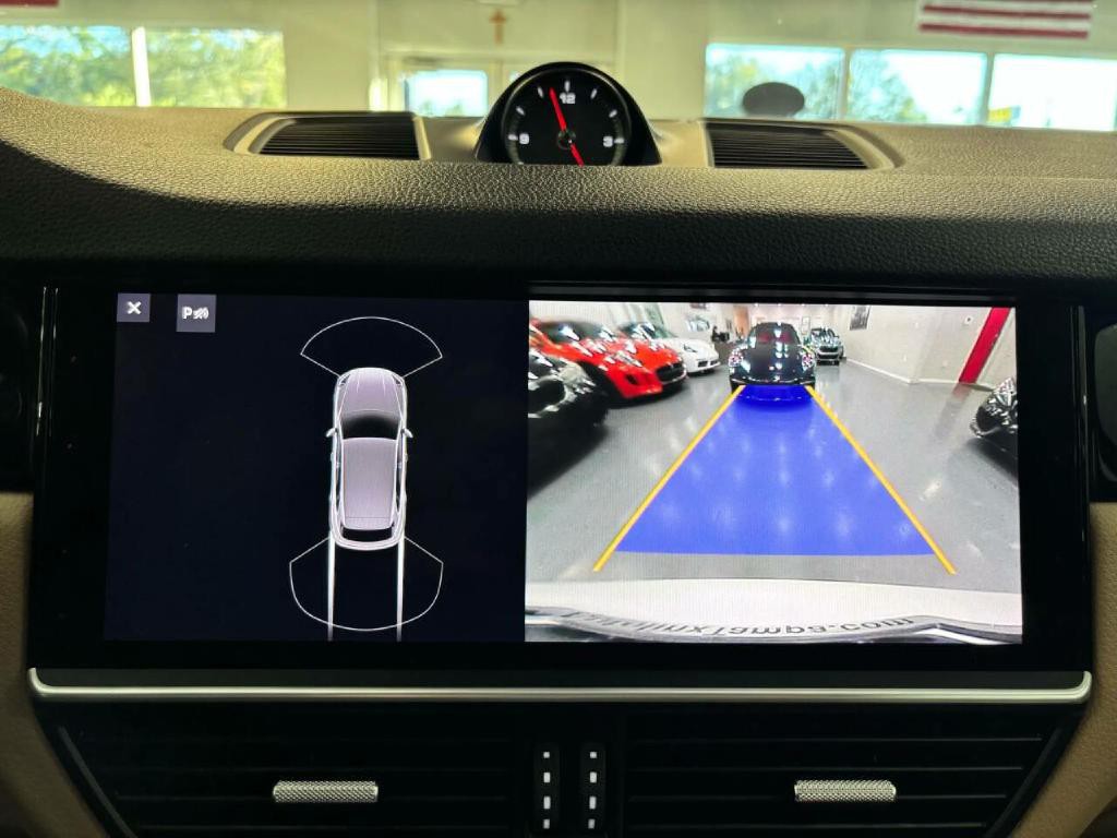 2019 Porsche Cayenne Image 34