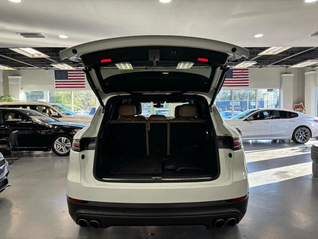 2019 Porsche Cayenne Image 46