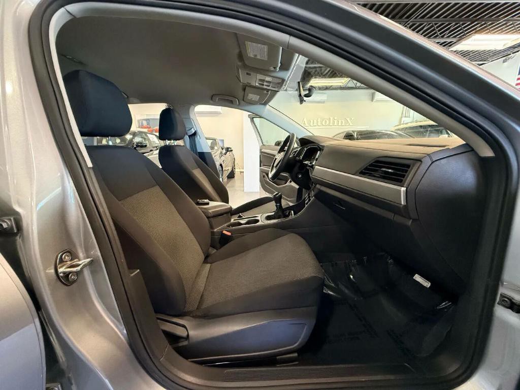 2019 Volkswagen Jetta Image 17