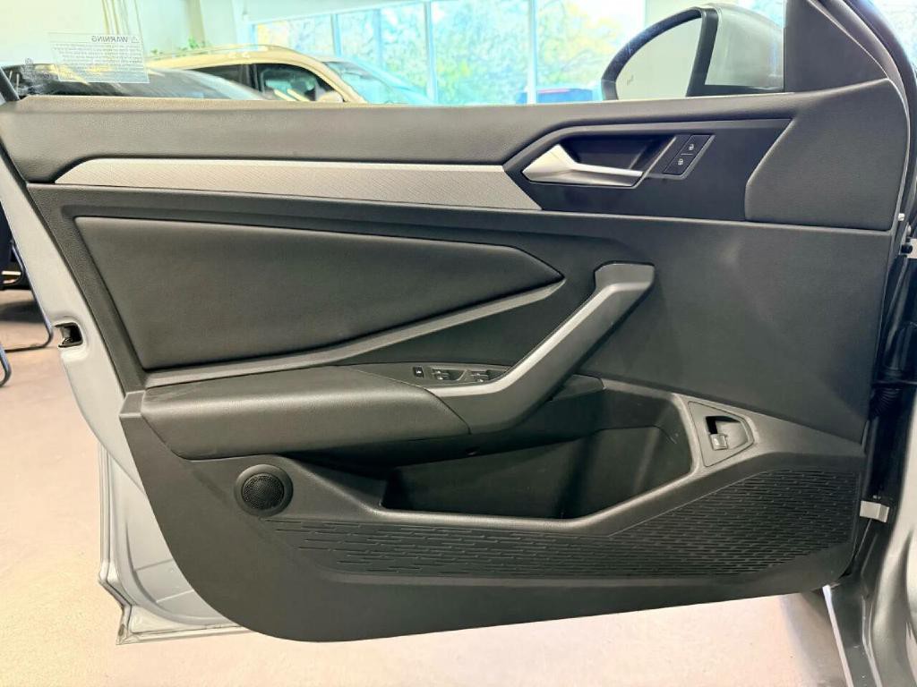 2019 Volkswagen Jetta Image 31