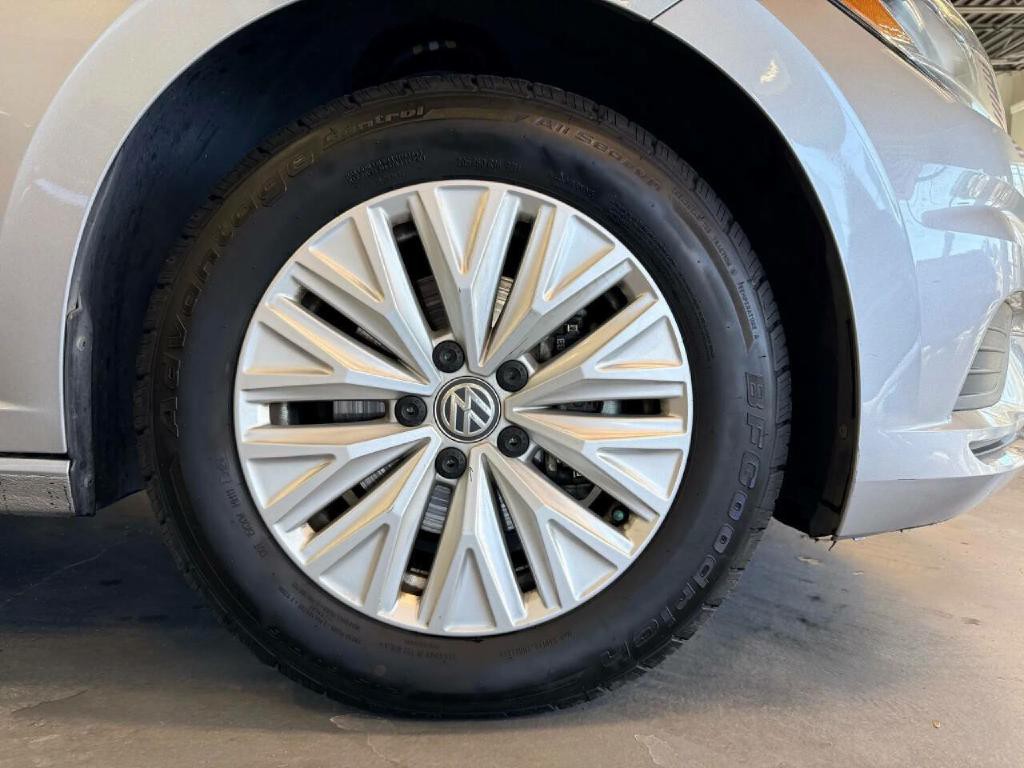 2019 Volkswagen Jetta Image 35