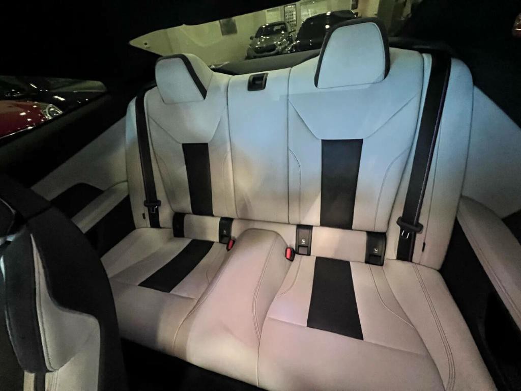 2025 BMW M4 Image 17