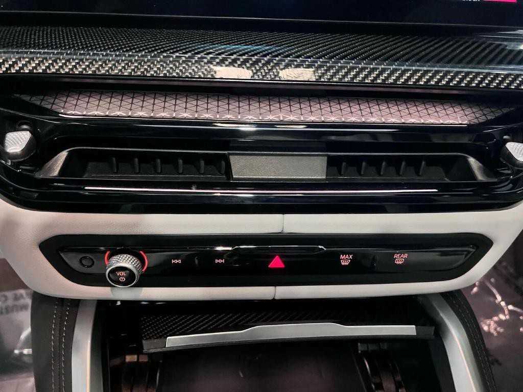 2025 BMW M4 Image 25