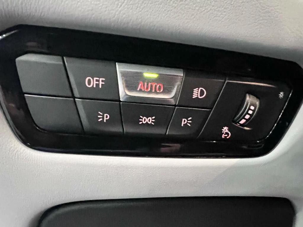 2025 BMW M4 Image 26