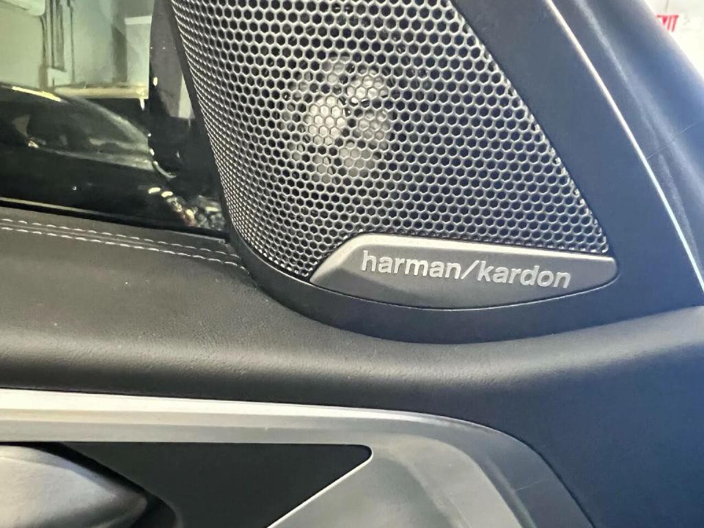 2025 BMW M4 Image 29