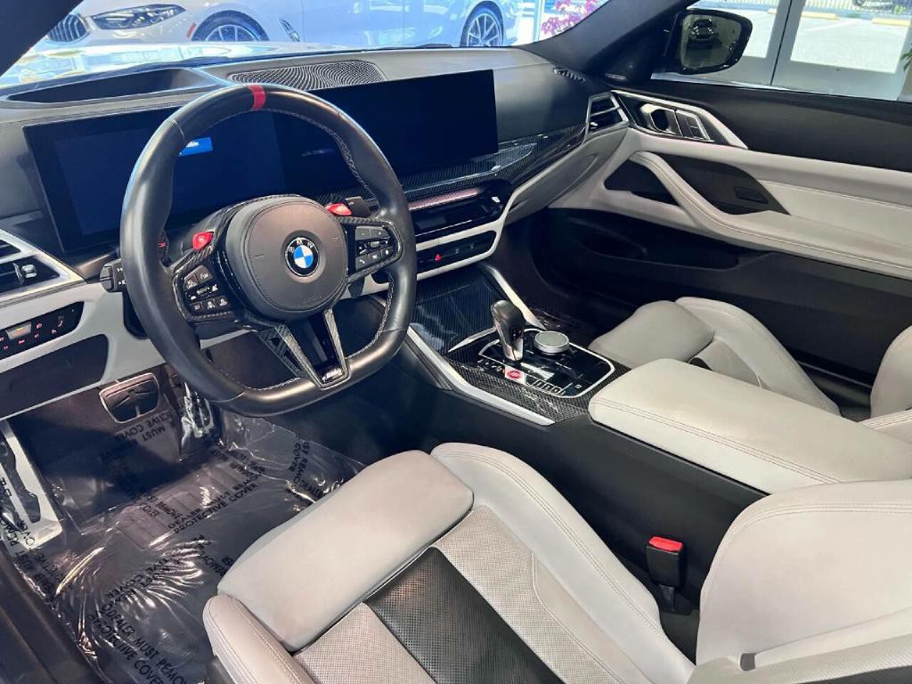 2025 BMW M4 Image 36