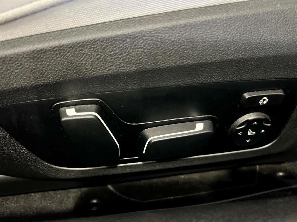 2025 BMW M4 Image 47