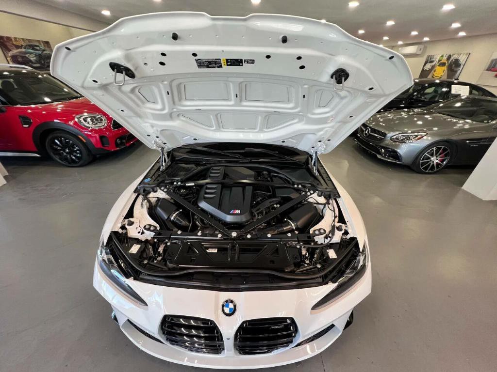 2025 BMW M4 Image 49