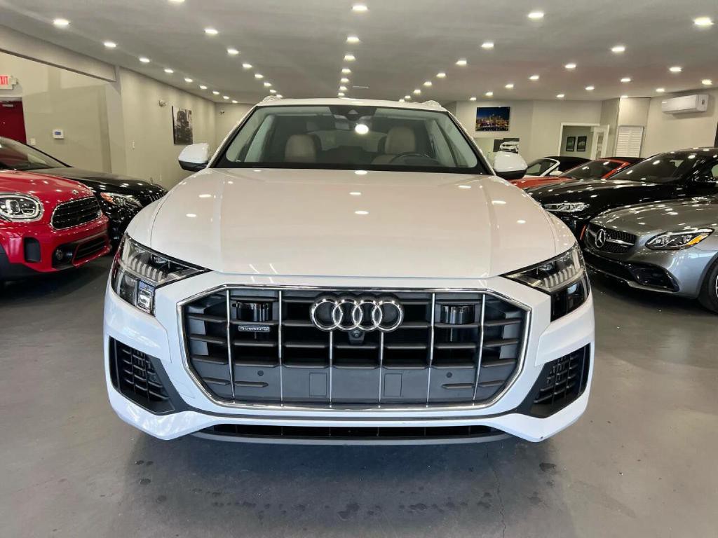 2019 Audi Q8 Image 2