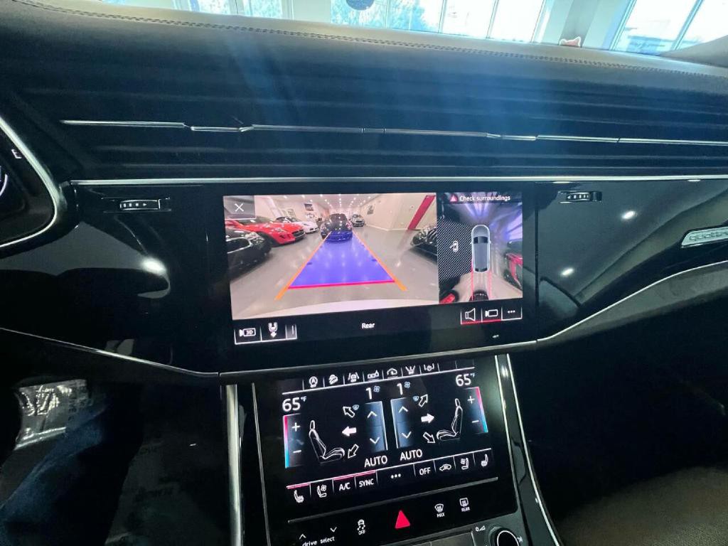 2019 Audi Q8 Image 16