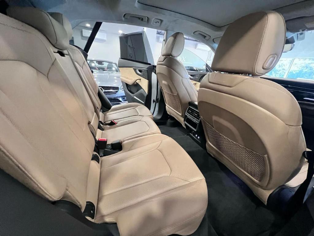 2019 Audi Q8 Image 28