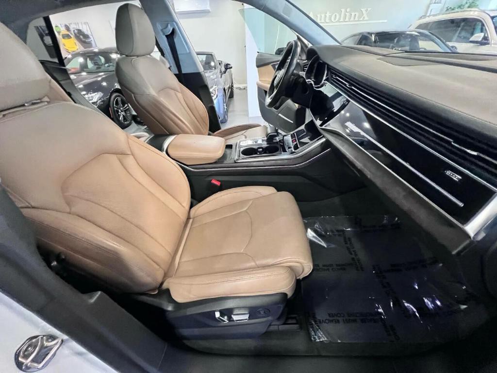 2019 Audi Q8 Image 30