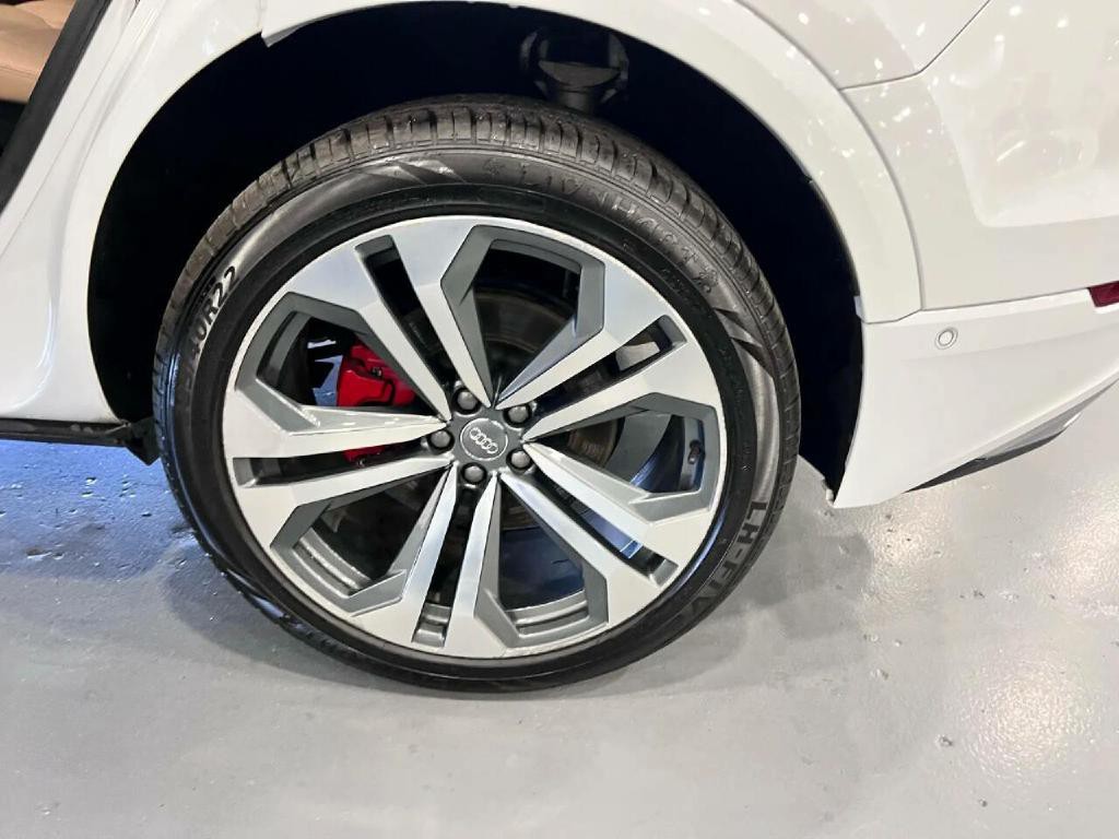 2019 Audi Q8 Image 33