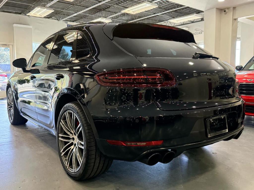 2017 Porsche Macan Image 5
