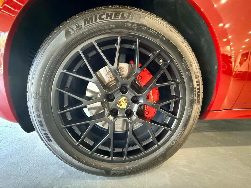 2017 Porsche Macan Image 41