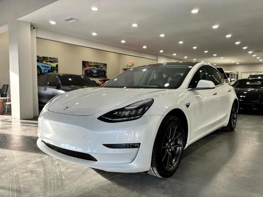 2018 Tesla Model 3 Image 3