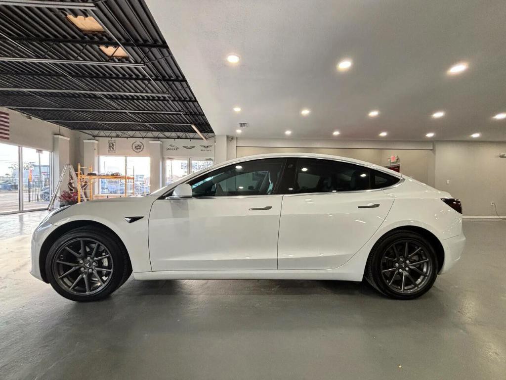2018 Tesla Model 3 Image 4