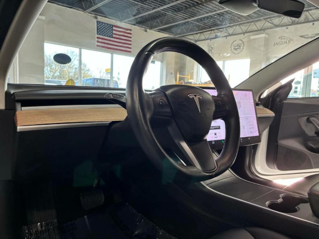 2018 Tesla Model 3 Image 10