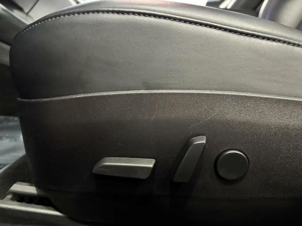 2018 Tesla Model 3 Image 14