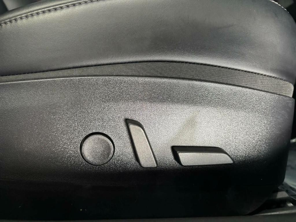 2018 Tesla Model 3 Image 21