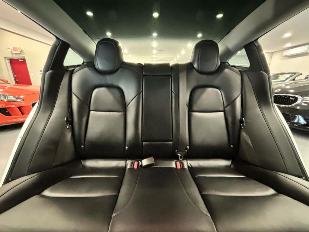 2018 Tesla Model 3 Image 22