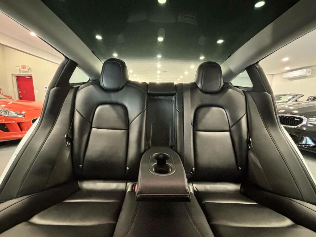 2018 Tesla Model 3 Image 23