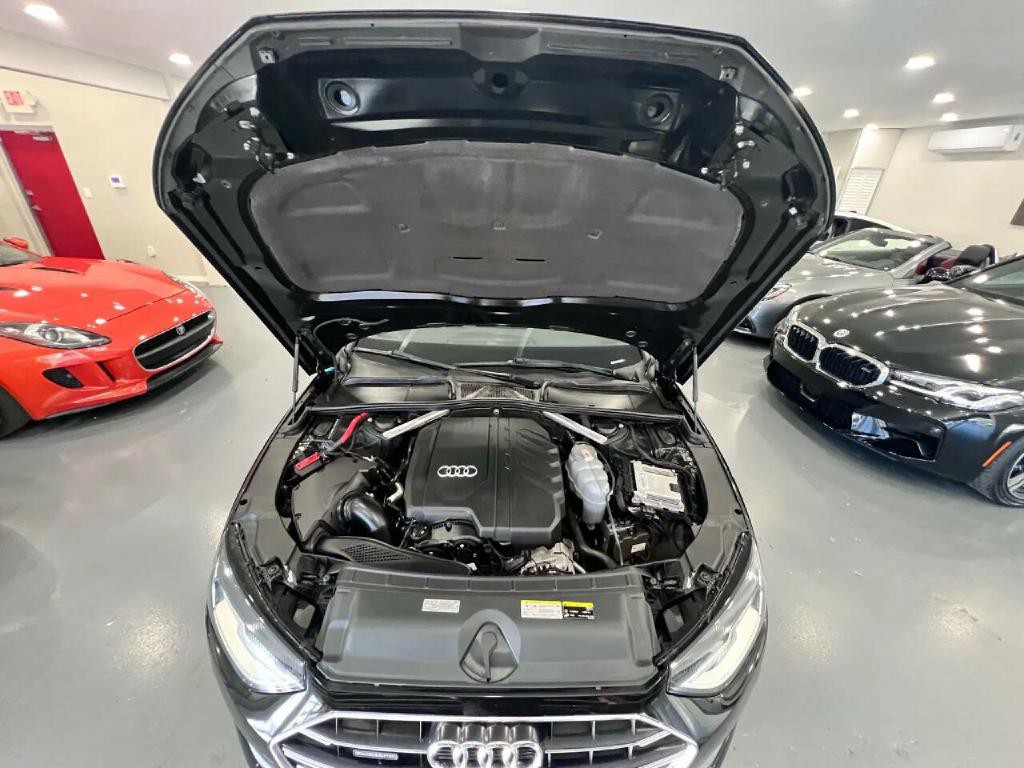 2021 Audi A4 Image 35