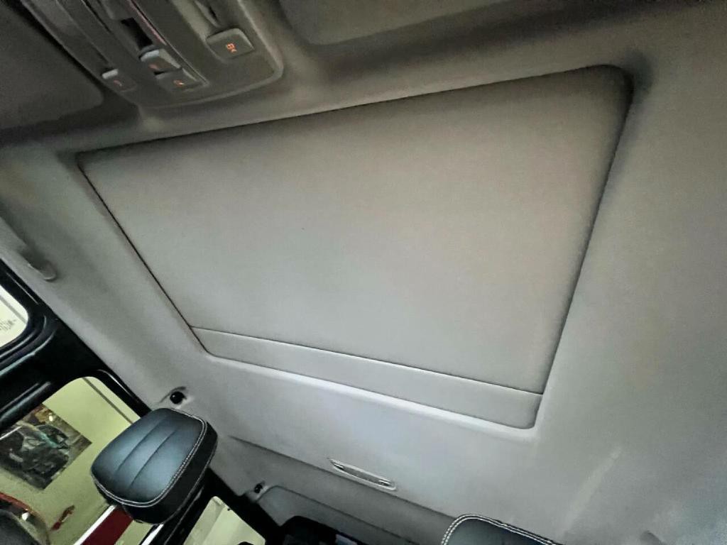 2016 Mercedes-Benz G-Class Image 13